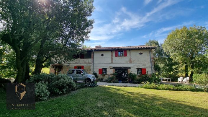 Image No.18-8 Bed House for sale