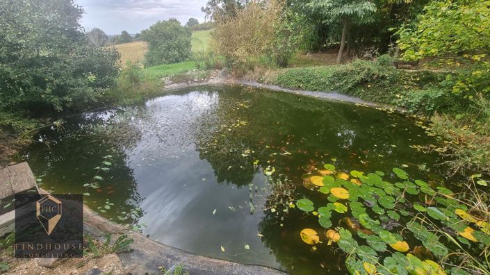 Image No.9-8 Bed House for sale