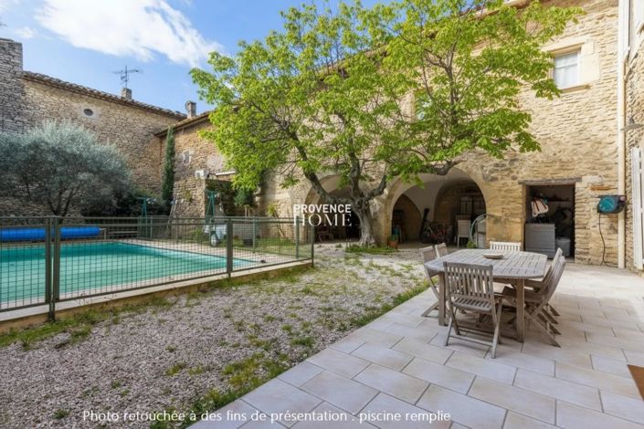 Image No.1-Maison de 5 chambres à vendre à Gordes