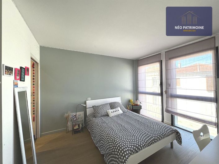 Image No.14-4 Bed House for sale