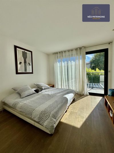 Image No.15-4 Bed House for sale