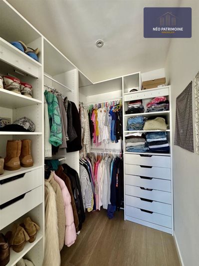 Image No.21-4 Bed House for sale