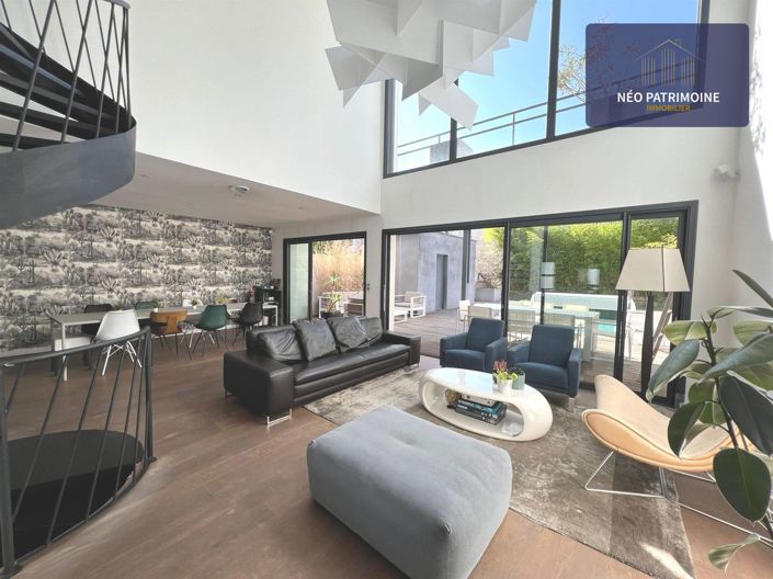 Image No.7-4 Bed House for sale