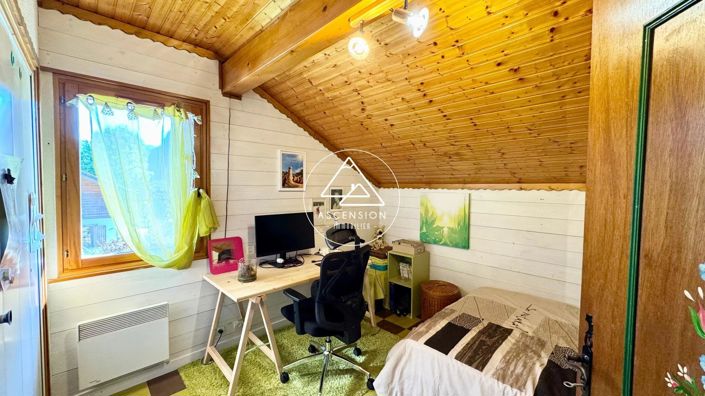 Image No.20-3 Bed House for sale