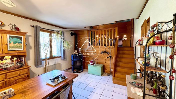 Image No.22-3 Bed House for sale