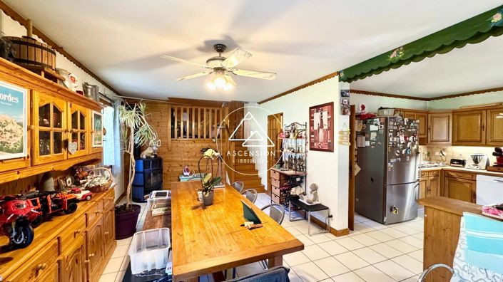 Image No.28-3 Bed House for sale