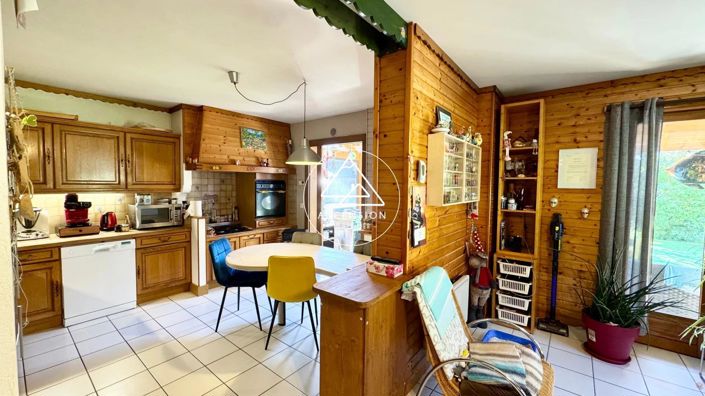 Image No.30-3 Bed House for sale