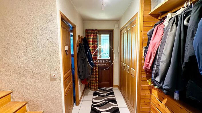 Image No.35-3 Bed House for sale