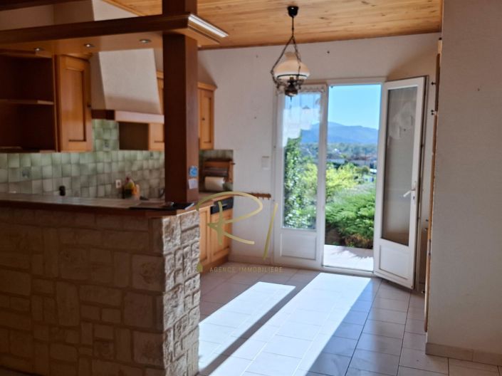 Image No.5-3 Bed House for sale