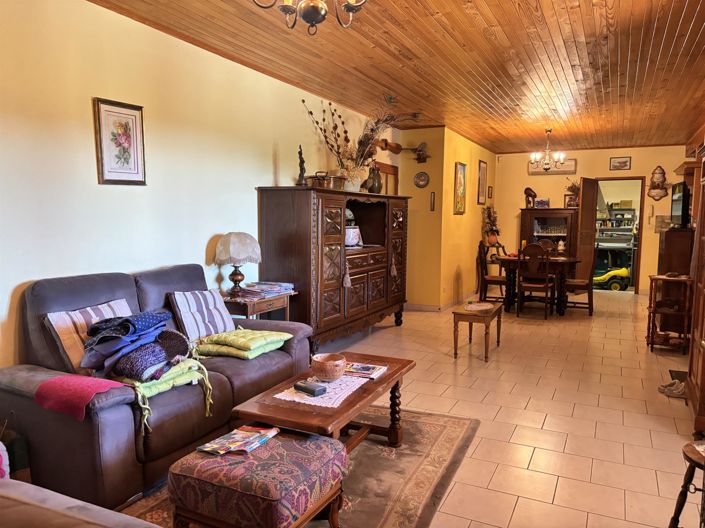 Image No.7-3 Bed House for sale