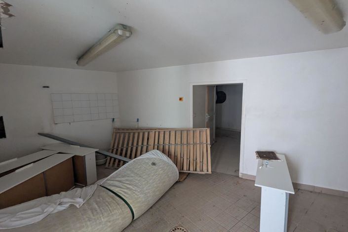 Image No.5-3 Bed House for sale