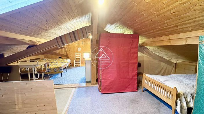 Image No.31-3 Bed House for sale