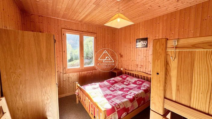 Image No.6-3 Bed House for sale