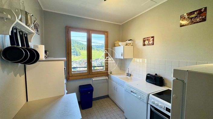 Image No.9-3 Bed House for sale