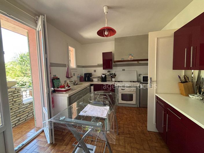 Image No.6-2 Bed House for sale