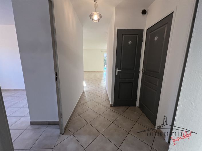 Image No.13-2 Bed House for sale