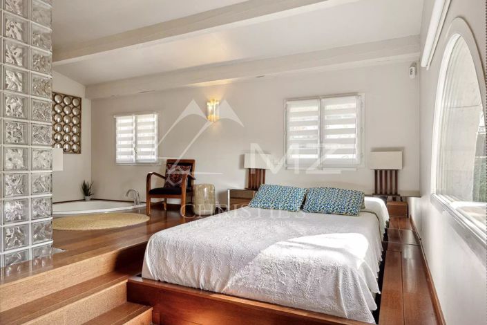 Image No.7-4 Bed House for sale