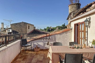 5 Bed House for sale