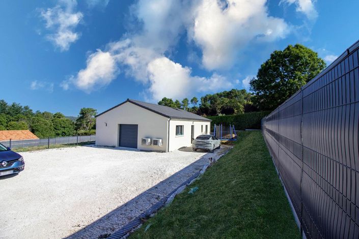 Image No.4-3 Bed House for sale