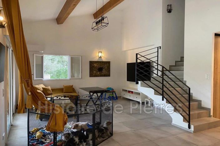 Image No.3-3 Bed House for sale