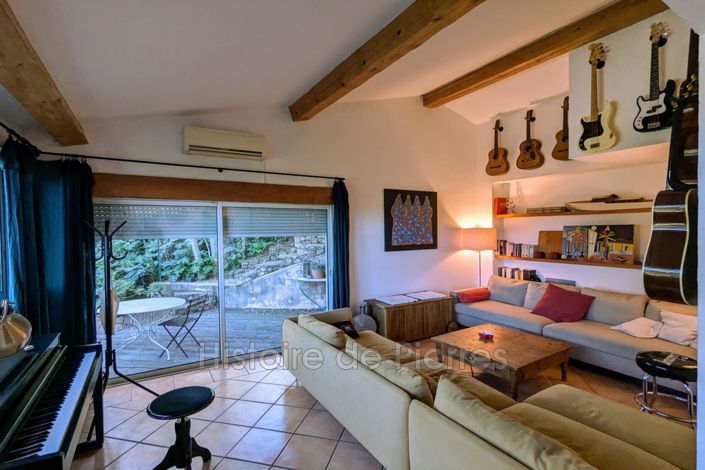 Image No.1-3 Bed House for sale