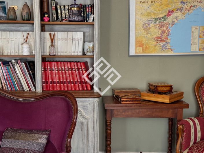 Image No.15-9 Bed House for sale