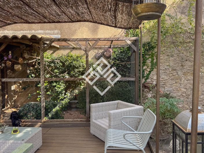 Image No.53-9 Bed House for sale