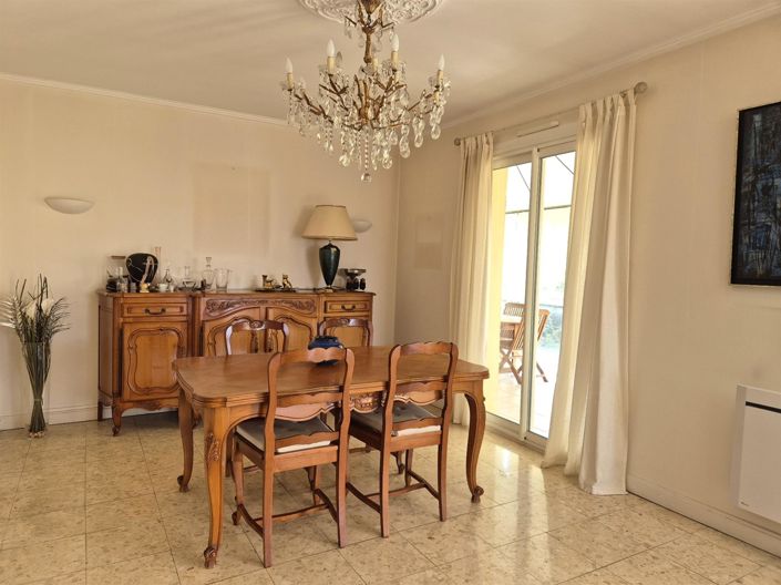 Image No.16-3 Bed House for sale