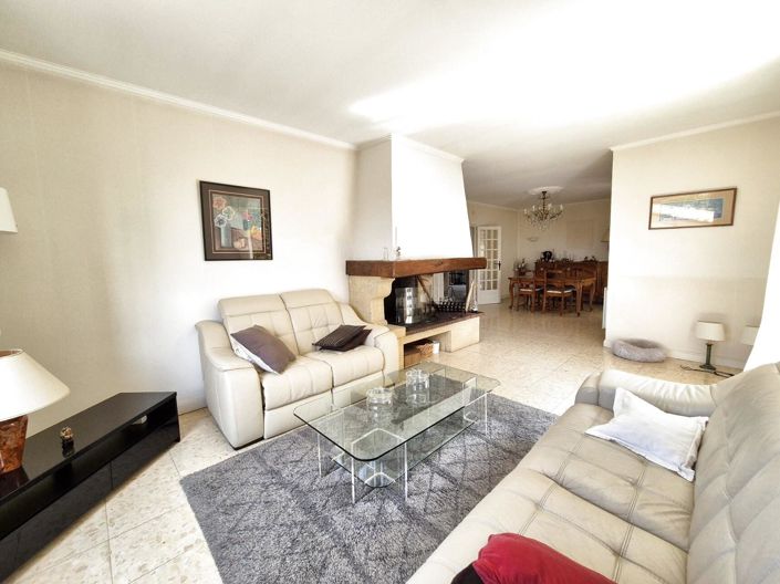 Image No.26-3 Bed House for sale