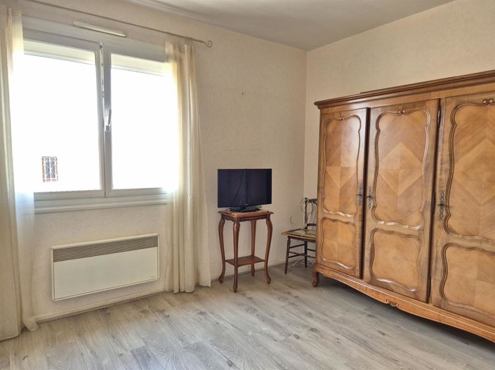 Image No.28-3 Bed House for sale