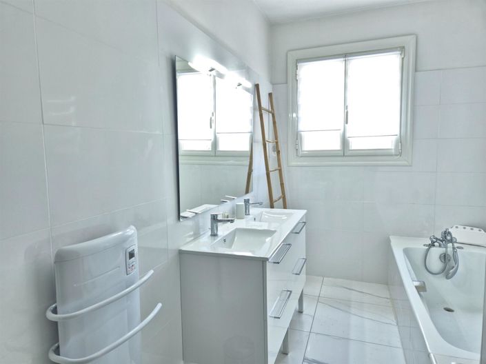 Image No.31-3 Bed House for sale