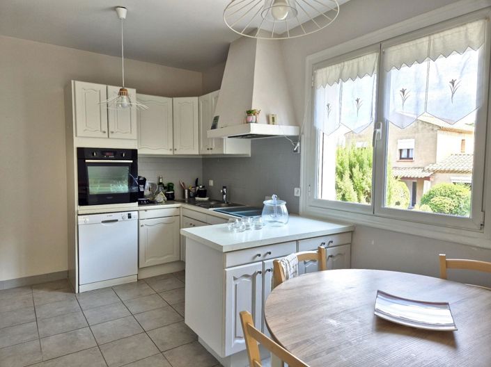 Image No.7-3 Bed House for sale