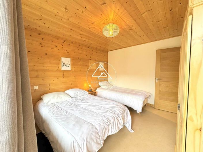 Image No.12-2 Bed Apartment for sale