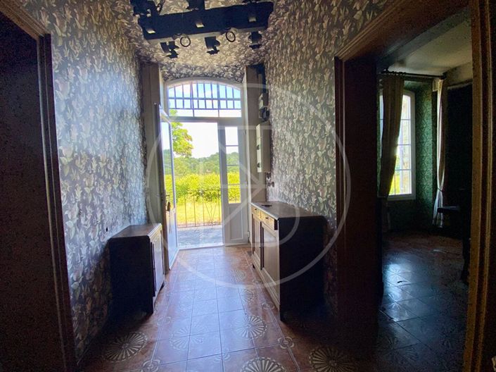 Image No.4-2 Bed House for sale