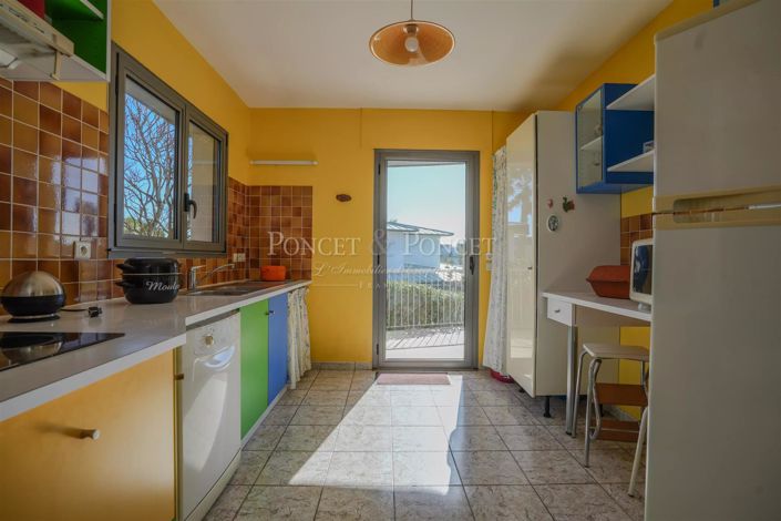 Image No.14-4 Bed House for sale