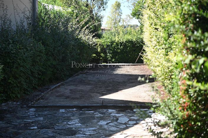 Image No.20-4 Bed House for sale