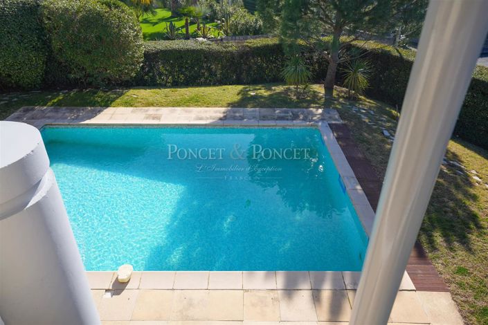 Image No.8-4 Bed House for sale