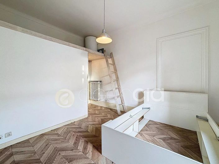 Image No.9-3 Bed Apartment for sale