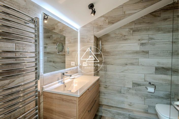 Image No.18-3 Bed Apartment for sale