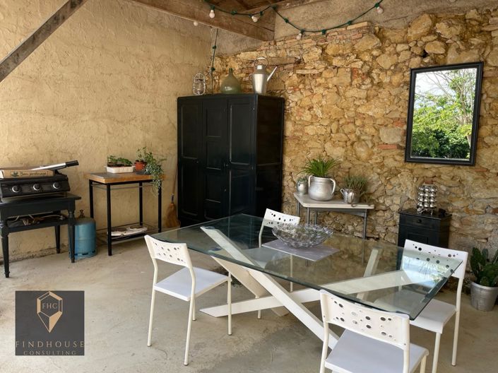 Image No.16-5 Bed House for sale