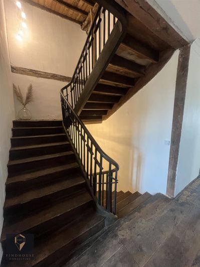 Image No.9-5 Bed House for sale