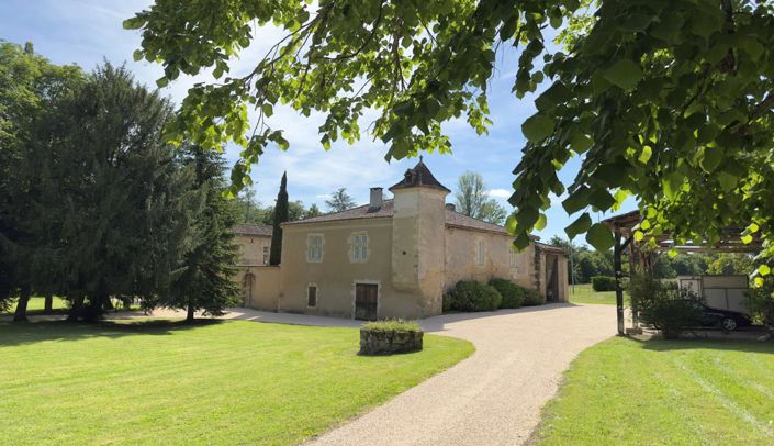 Image No.1-Propriété de 6 chambres à vendre à Auch