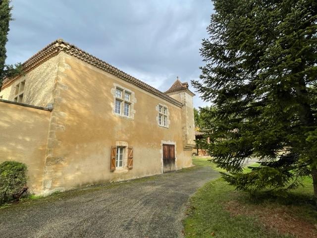 Image No.20-Propriété de 6 chambres à vendre à Auch
