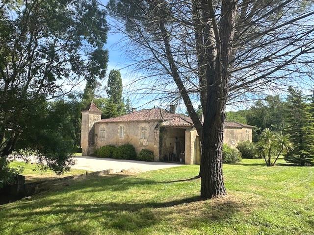 Image No.4-Propriété de 6 chambres à vendre à Auch