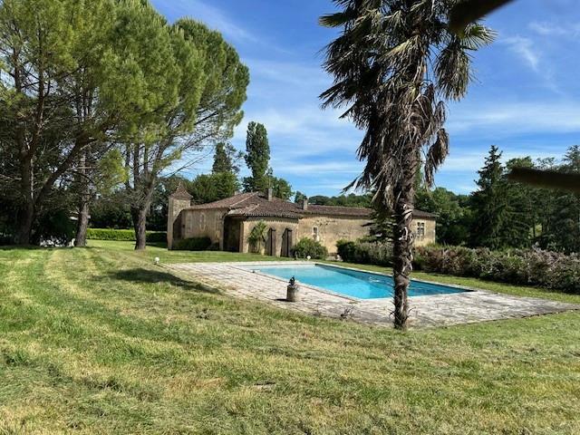 Image No.5-Propriété de 6 chambres à vendre à Auch