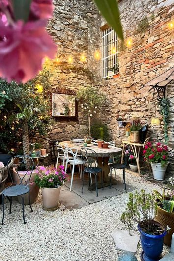 Image No.9-5 Bed House for sale