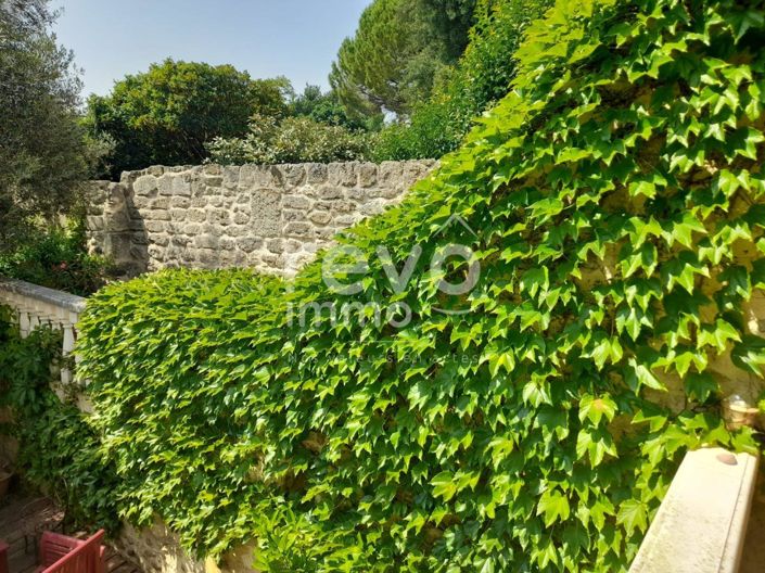 Image No.11-3 Bed House for sale