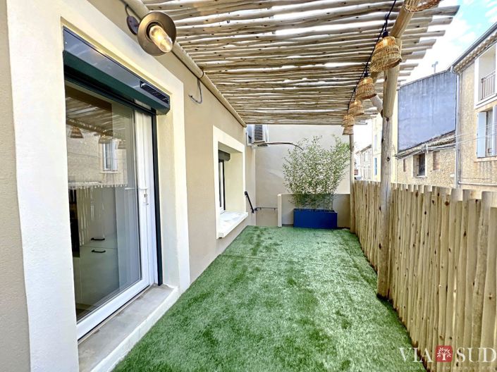 Image No.14-5 Bed Property for sale