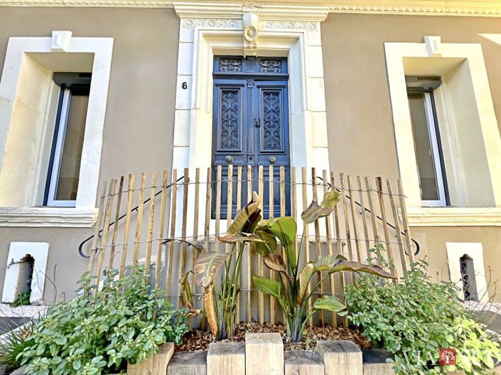 Image No.2-5 Bed Property for sale