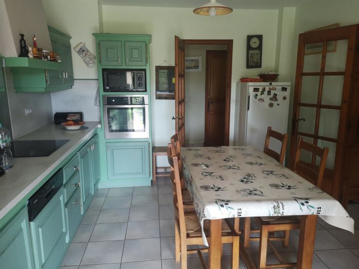 Image No.10-6 Bed House for sale